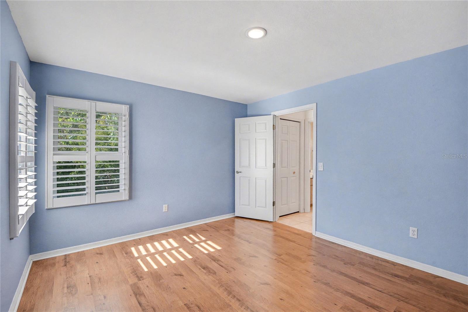 Image 22 of 61 For 1928 Southcreek Boulevard