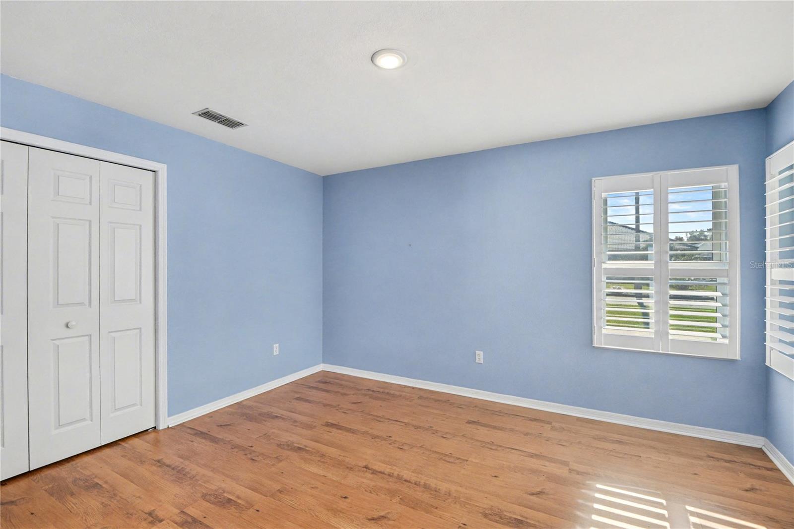 Image 23 of 61 For 1928 Southcreek Boulevard