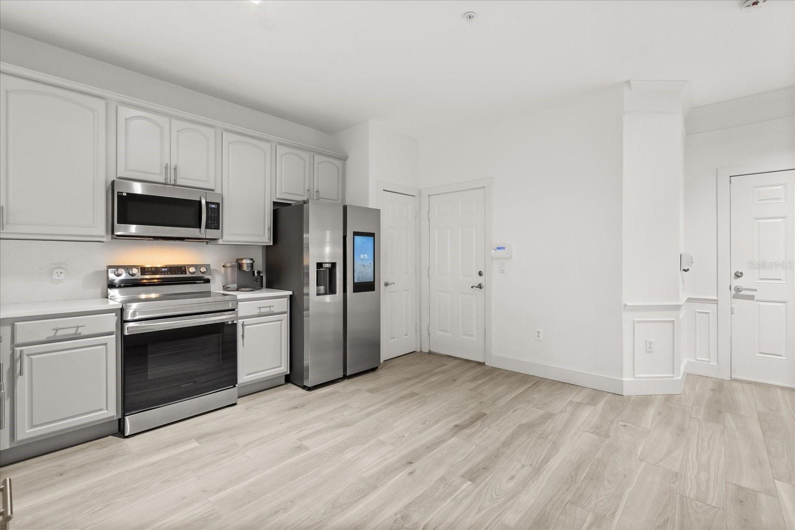 Image 4 of 30 For 2804 Polvadero Lane 103