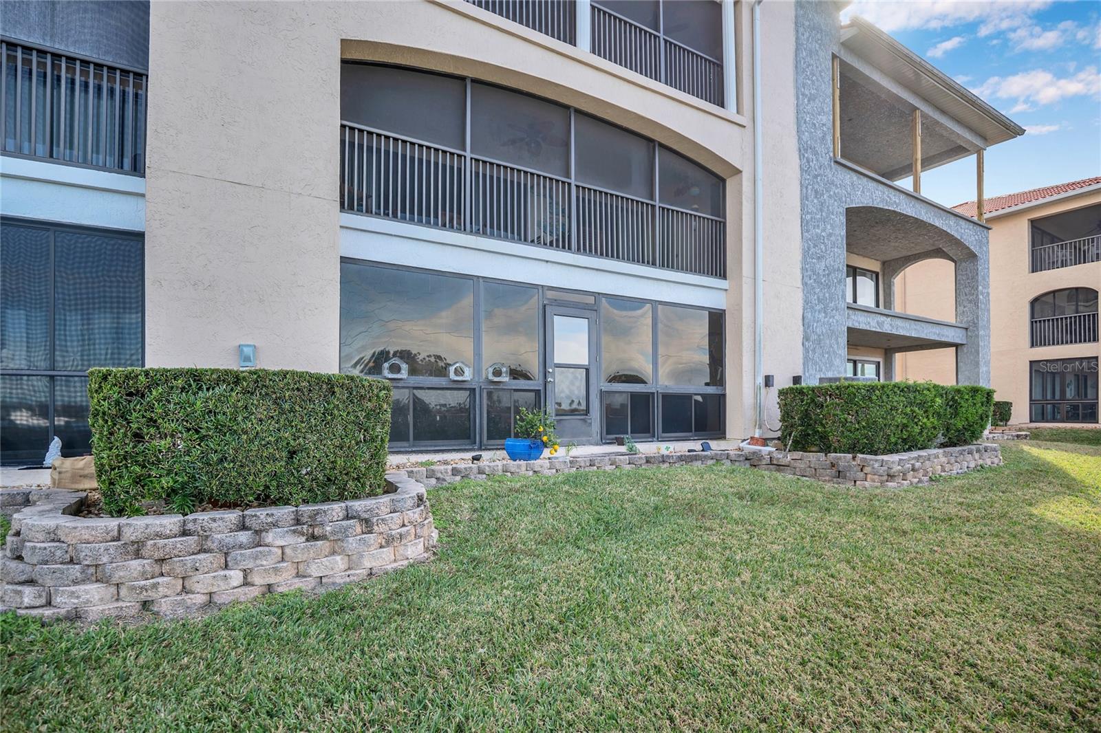 Image 21 of 31 For 456 Bouchelle Drive 102