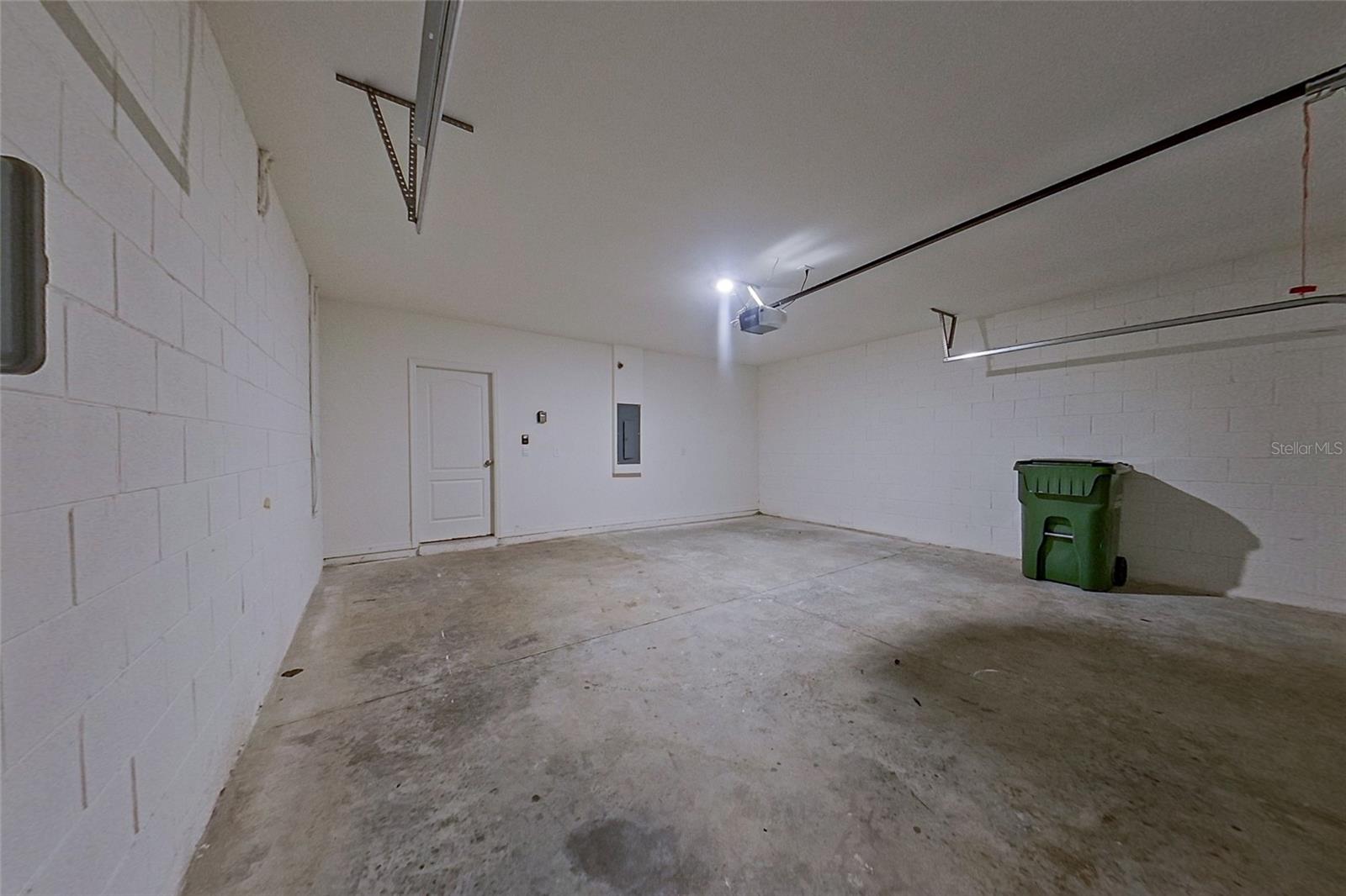 Image 26 of 28 For 31981 Katelin Circle