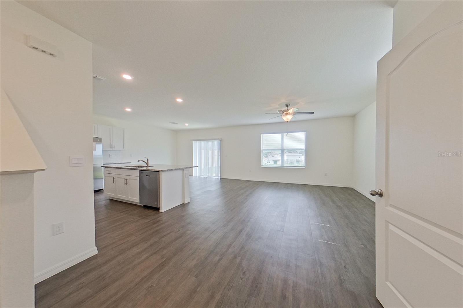 Image 3 of 28 For 31981 Katelin Circle