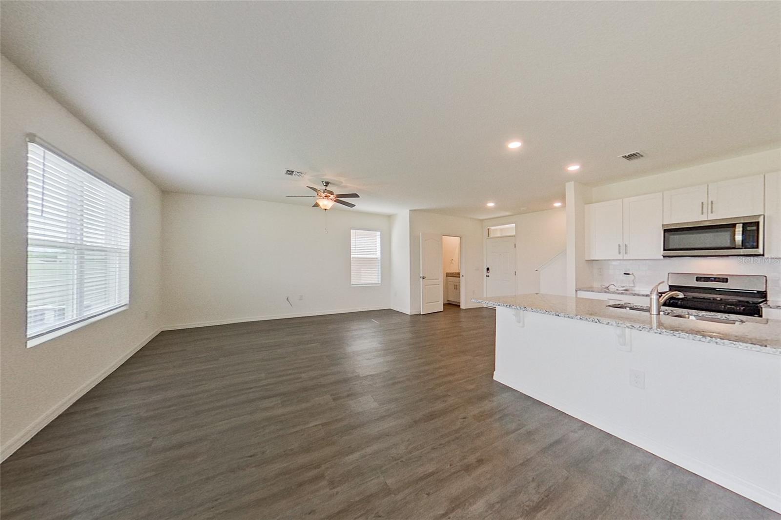 Image 8 of 28 For 31981 Katelin Circle