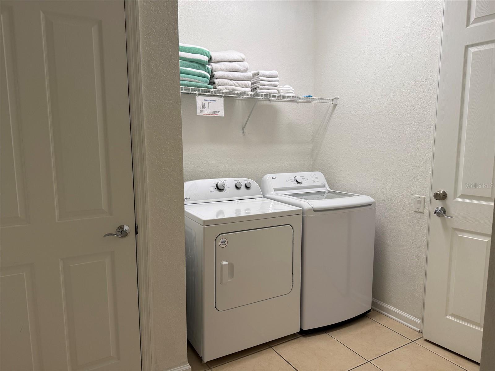 Image 19 of 56 For 4840 Cayview Avenue 203