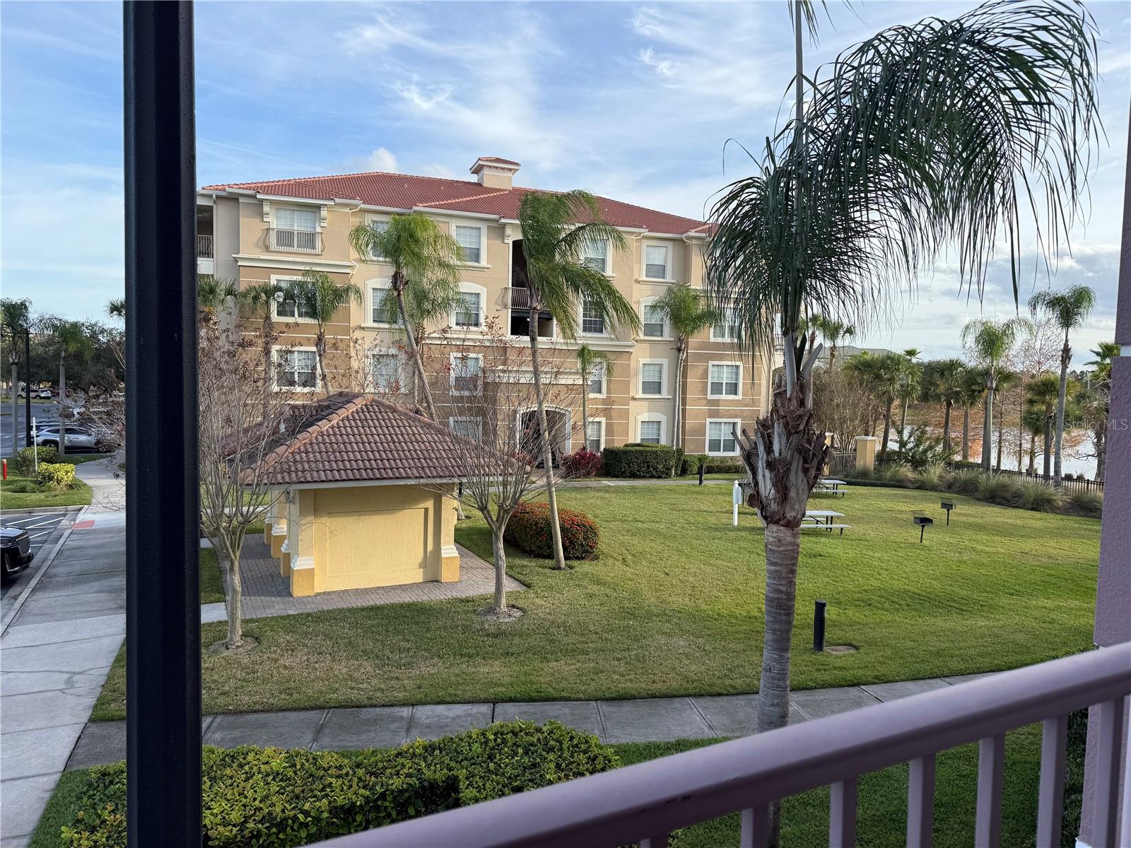 Image 23 of 56 For 4840 Cayview Avenue 203