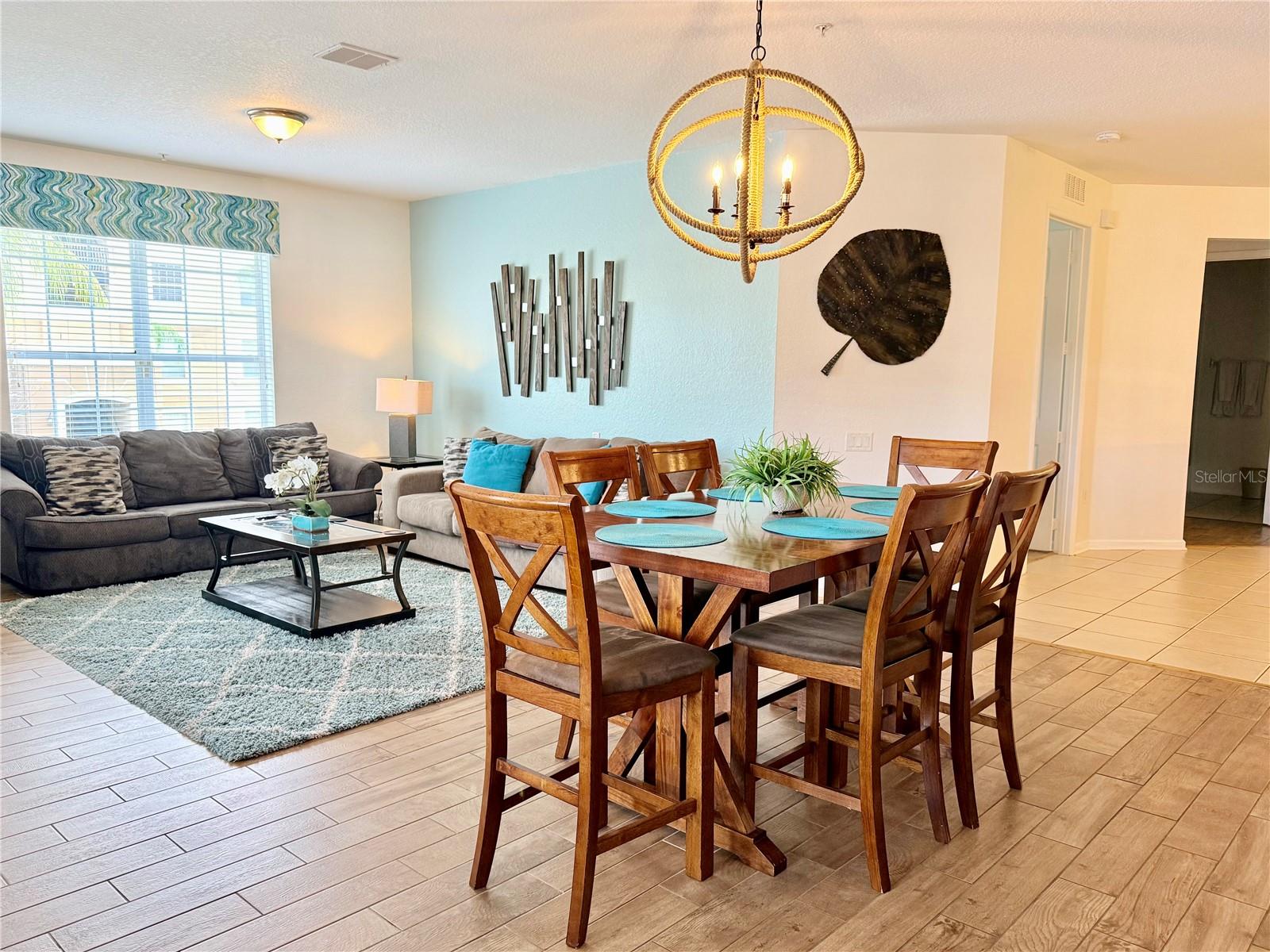 Image 5 of 56 For 4840 Cayview Avenue 203