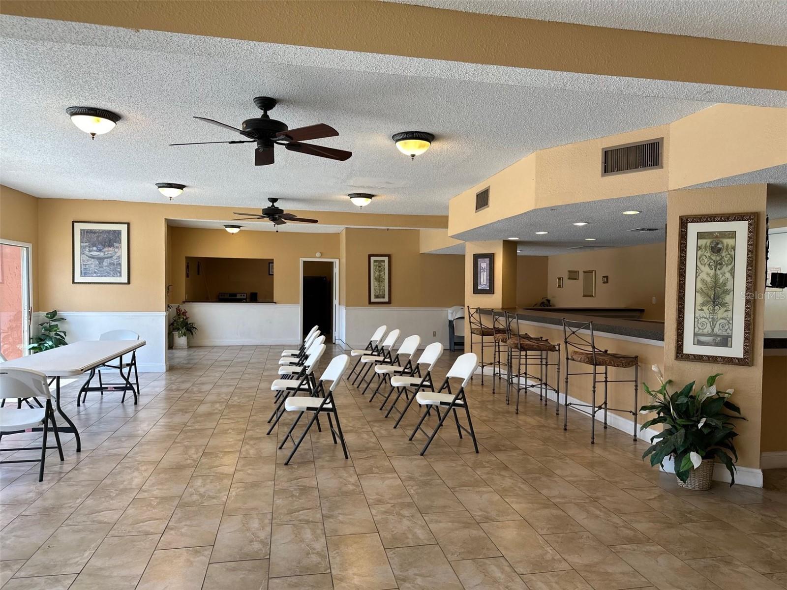 Image 35 of 43 For 602 Kenwick Circle 205