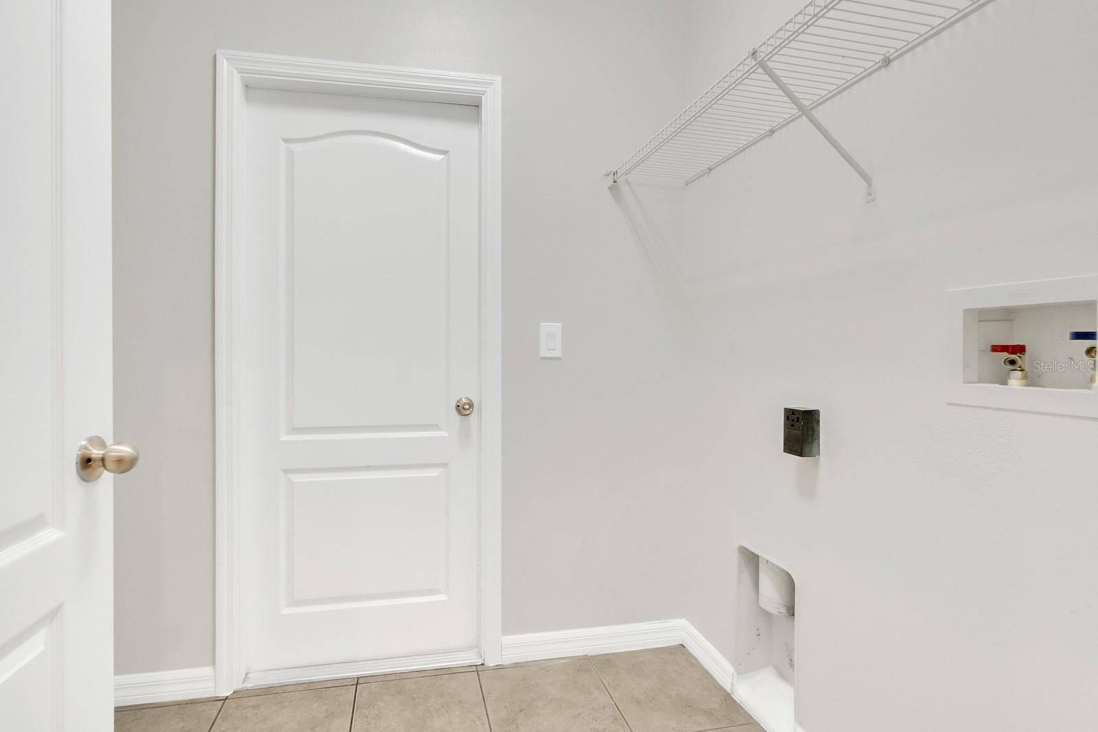 Image 25 of 31 For 7719 Rex Hill Trail