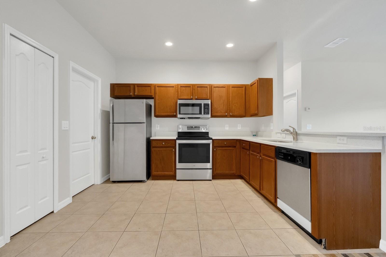 Image 8 of 31 For 7719 Rex Hill Trail