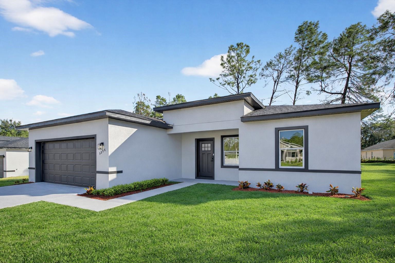 Listing photo id 0 for 3288 Fairbank Drive