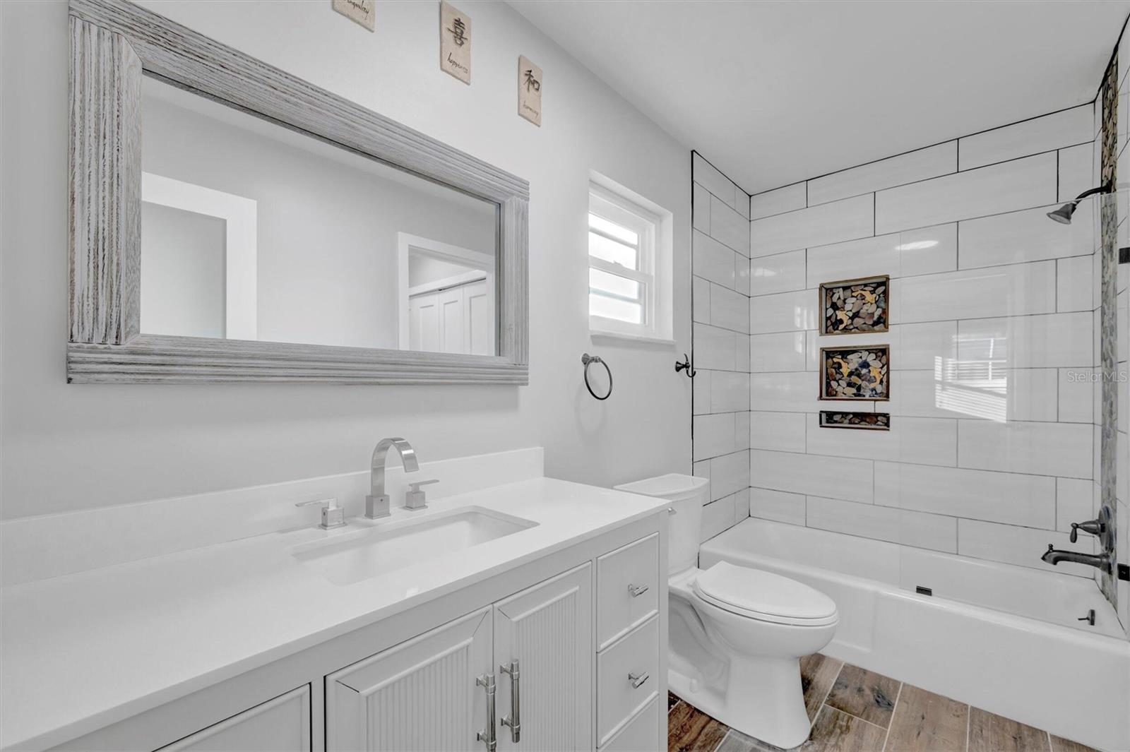 Image 19 of 25 For 5215 Denver Street Ne