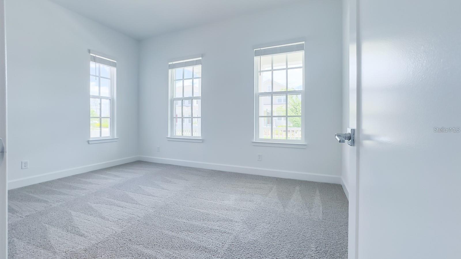 Image 26 of 47 For 7453 Estuary Lake Loop