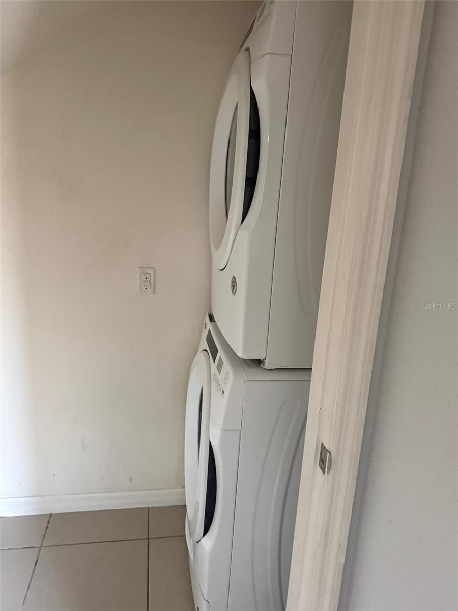 Image 6 of 10 For 10107 Willow Grove Court