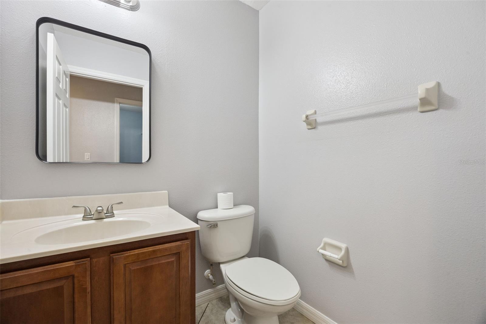 Image 16 of 38 For 815 Burland Circle