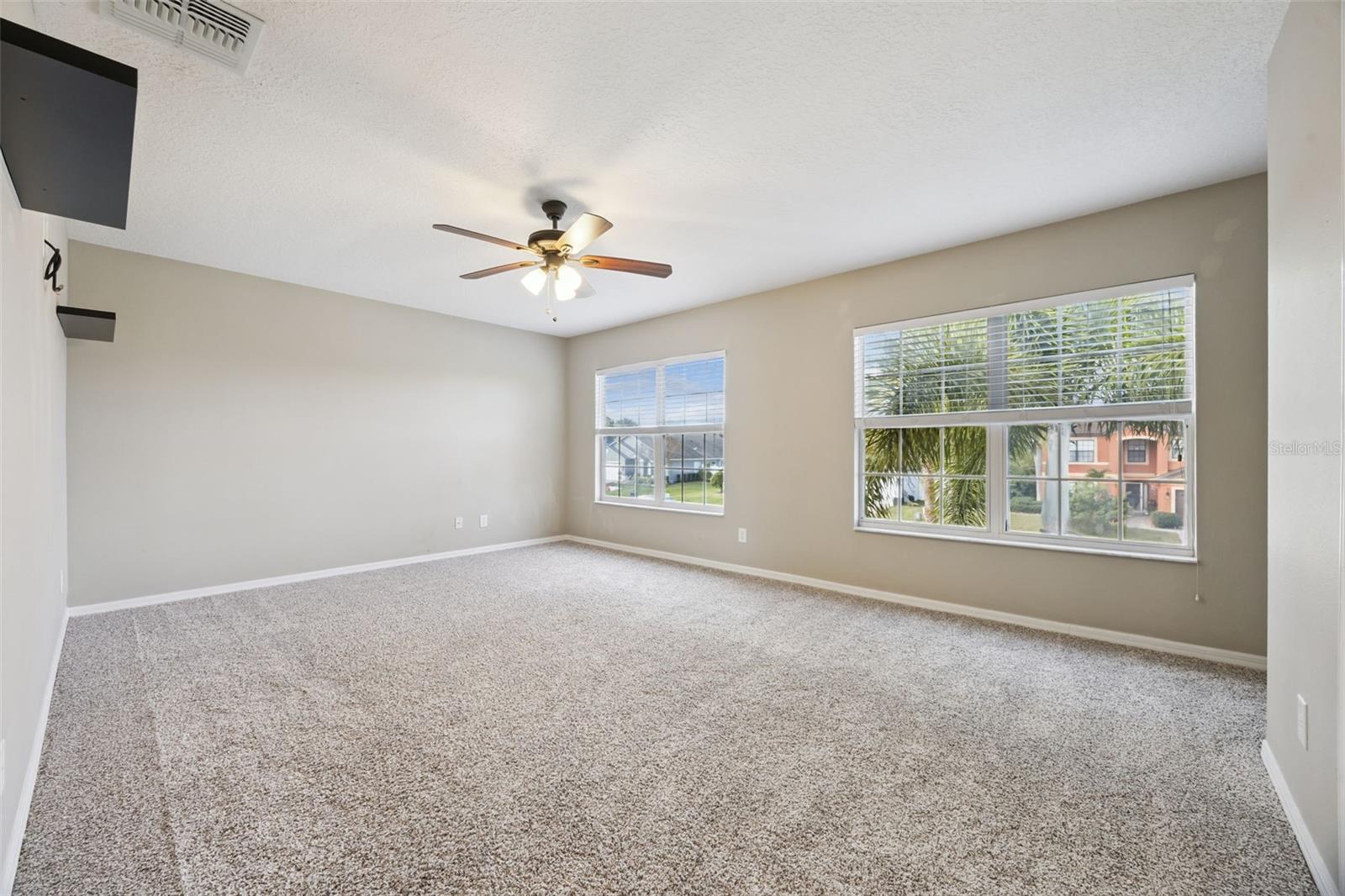 Image 22 of 38 For 815 Burland Circle