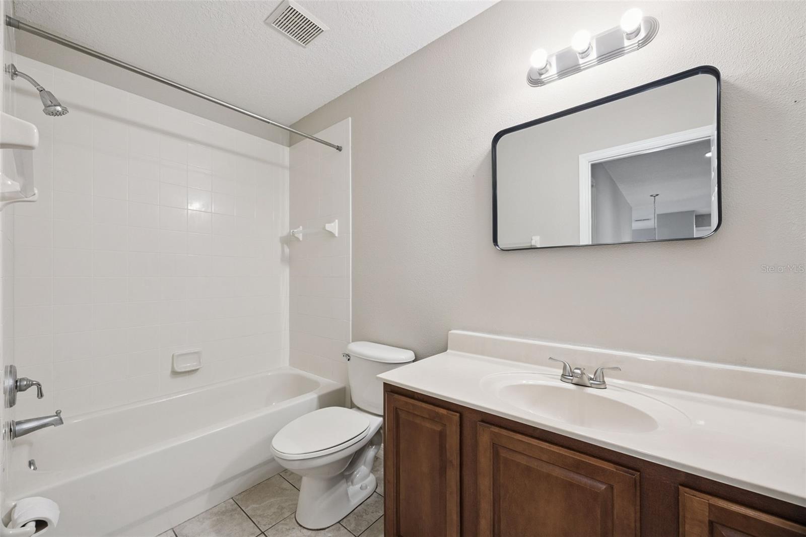 Image 27 of 38 For 815 Burland Circle