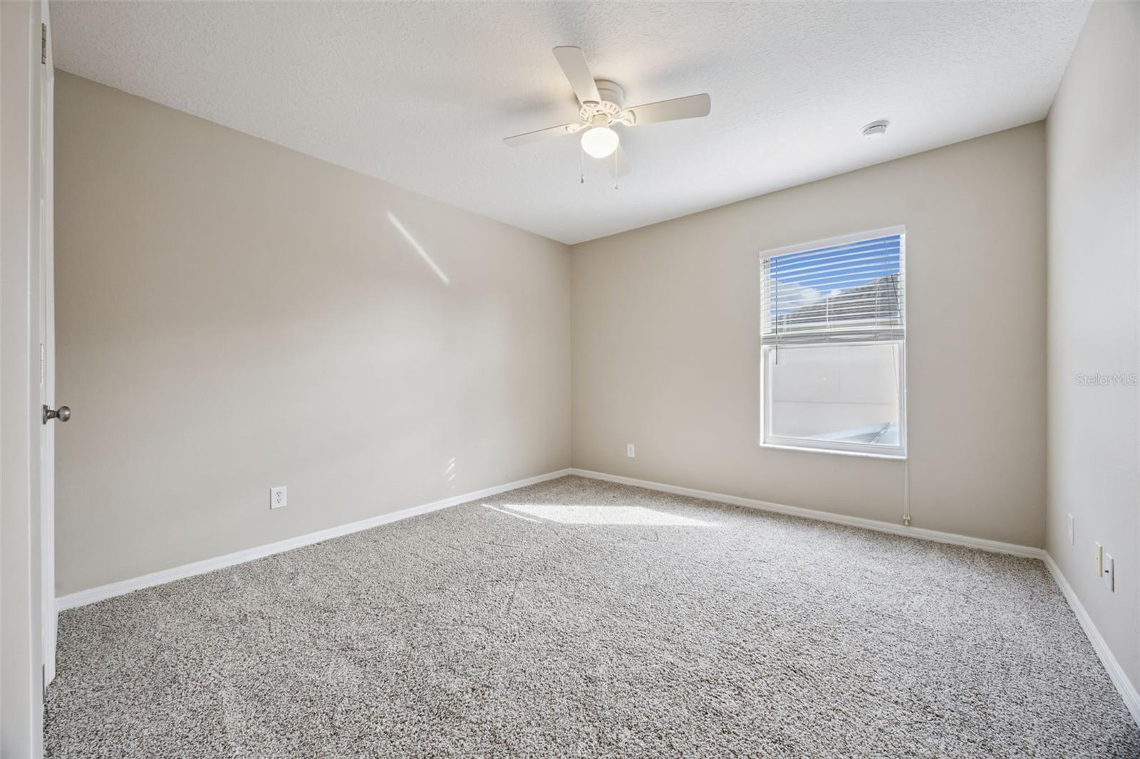 Image 30 of 38 For 815 Burland Circle