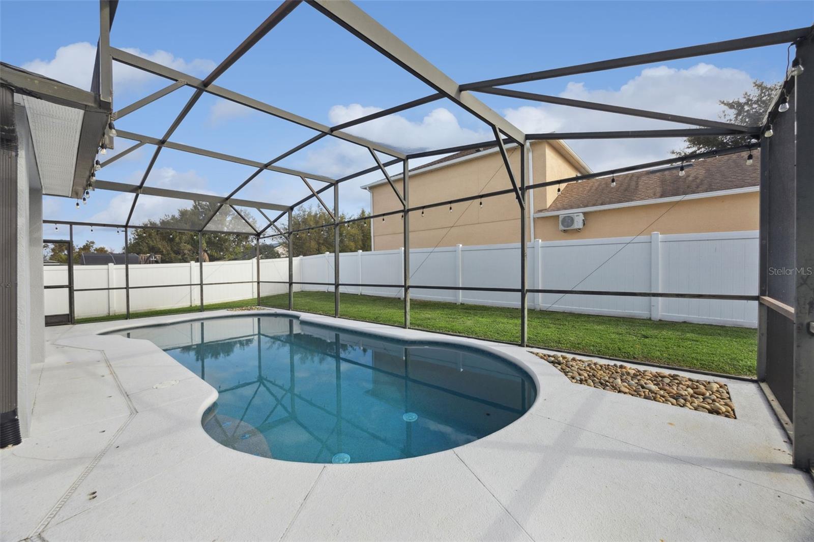 Image 31 of 38 For 815 Burland Circle