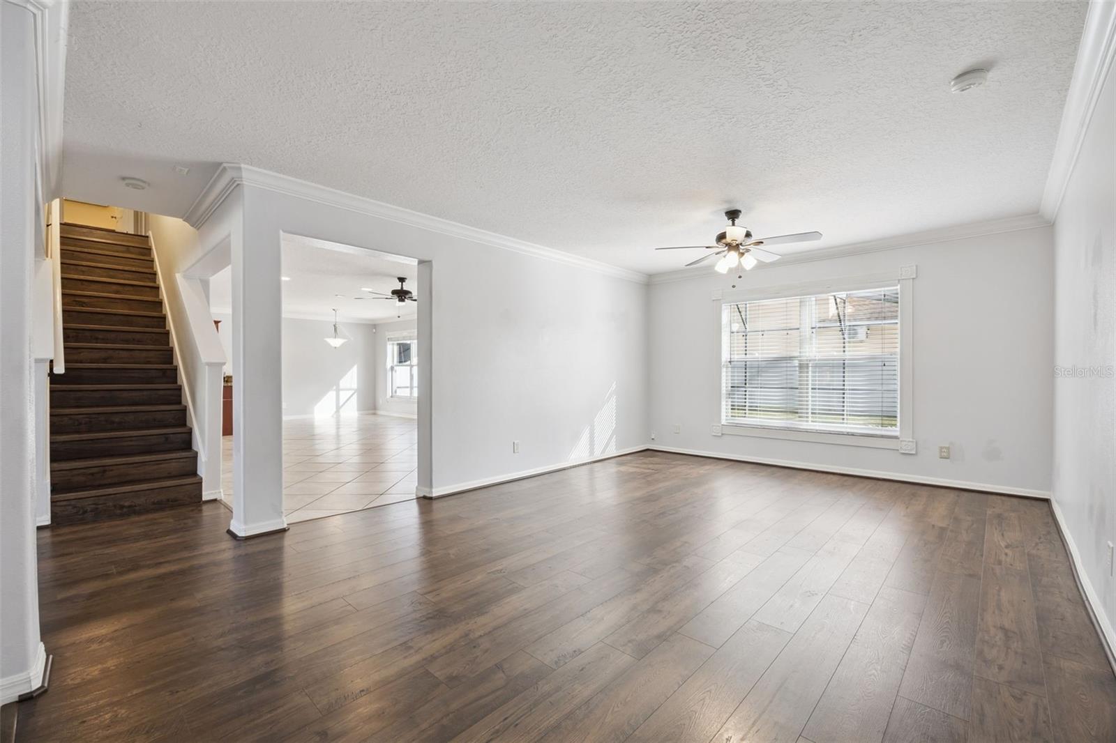 Image 6 of 38 For 815 Burland Circle