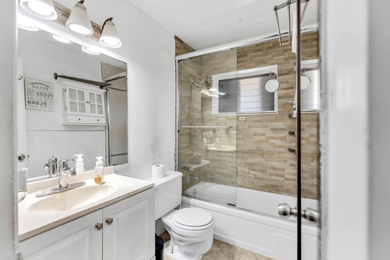 Image 17 of 23 For 4770 10th Court 106