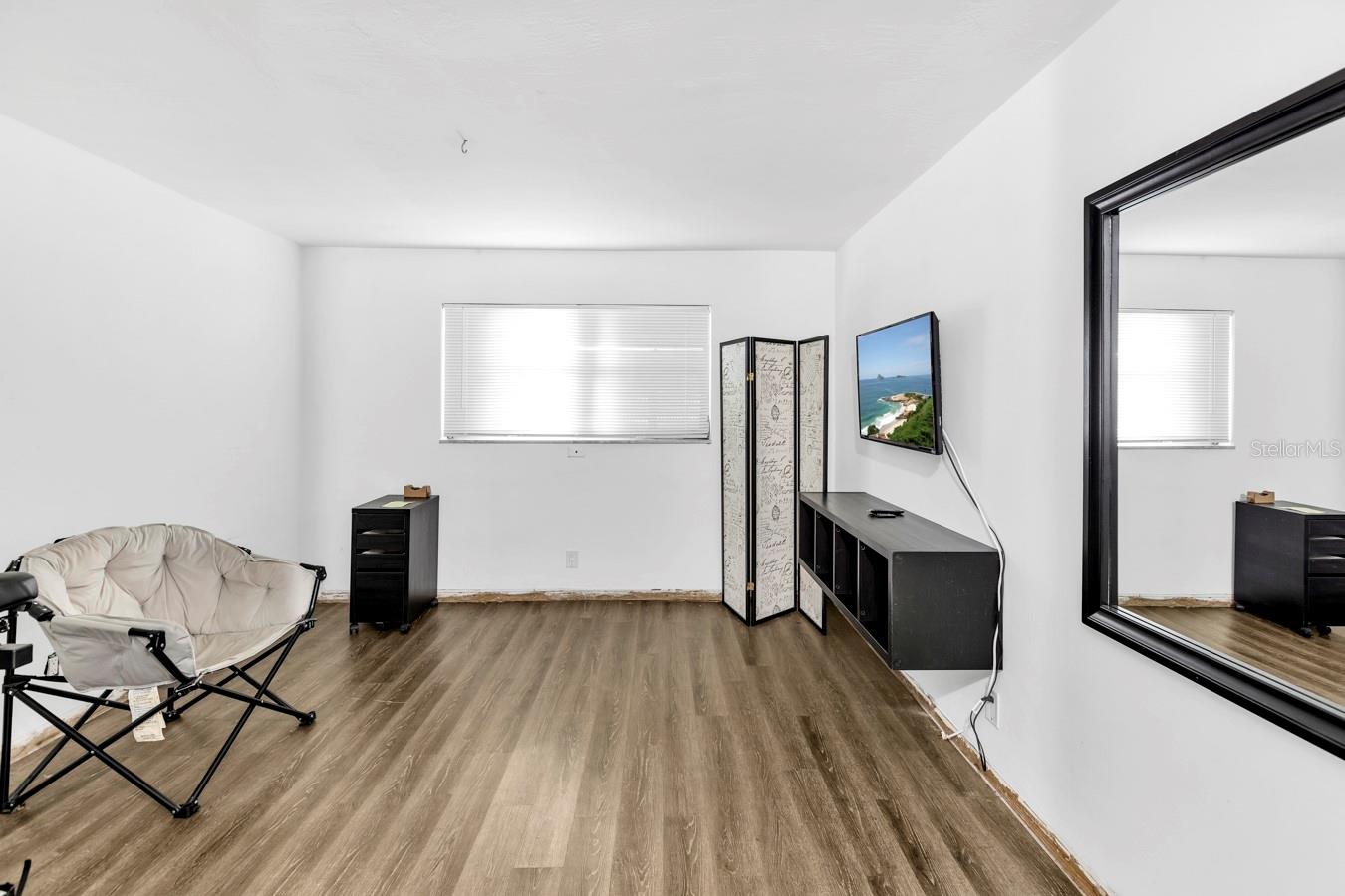 Image 20 of 23 For 4770 10th Court 106