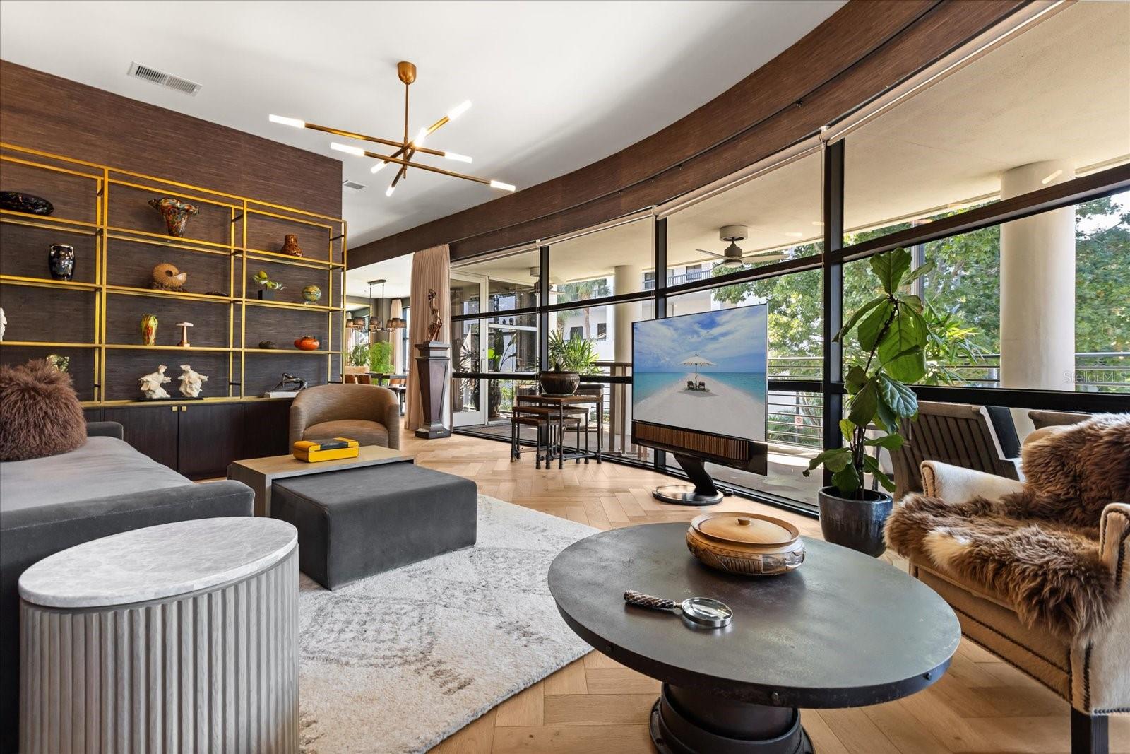 Image 10 of 33 For 1 Eola Drive 2