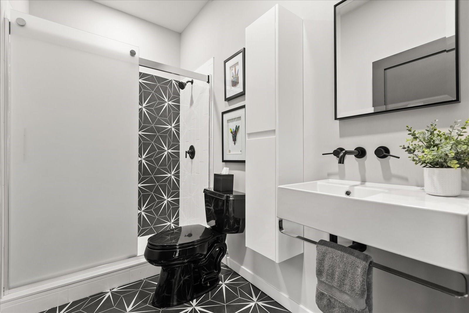 Image 12 of 33 For 1 Eola Drive 2