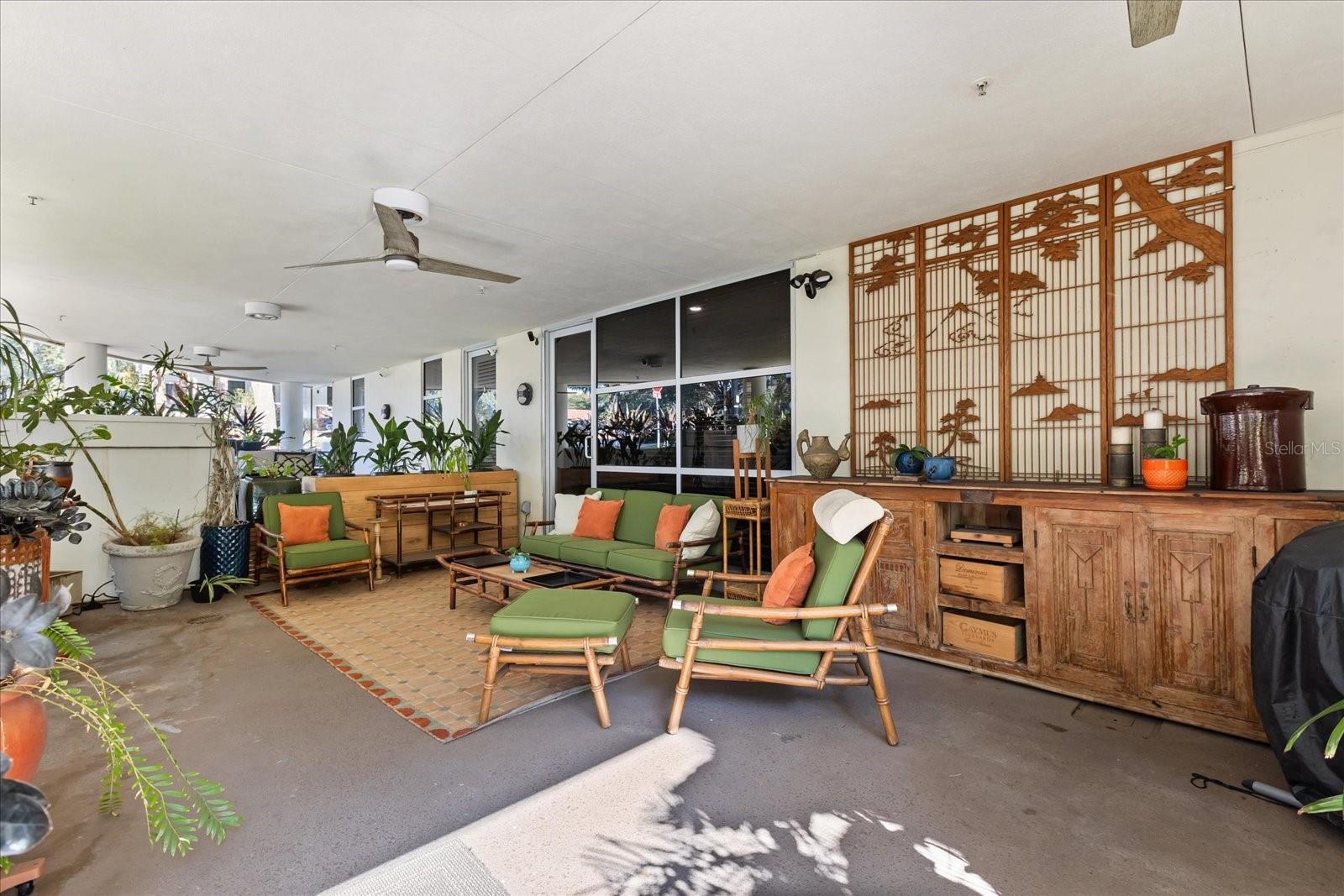 Image 29 of 33 For 1 Eola Drive 2