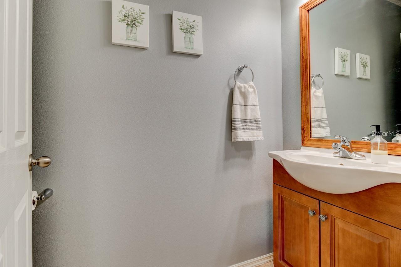 Image 6 of 17 For 602 Mount Olympus Boulevard