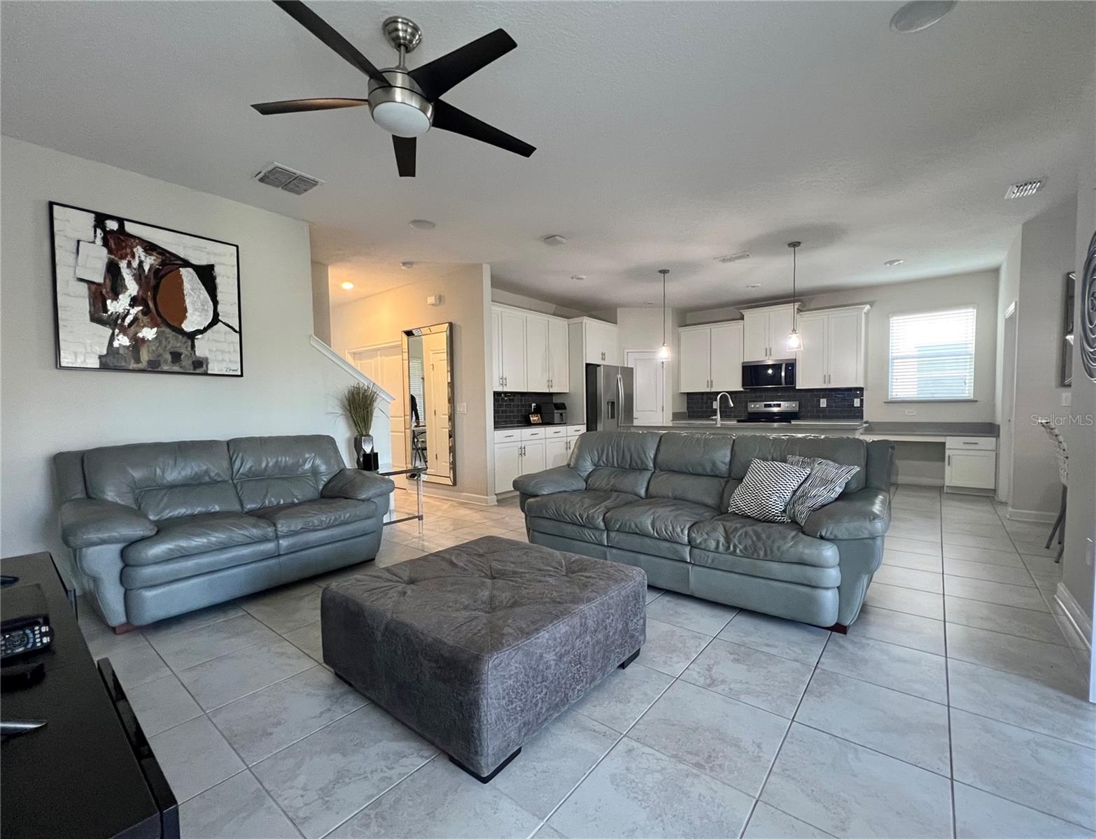 Image 5 of 15 For 11925 Fiction Avenue