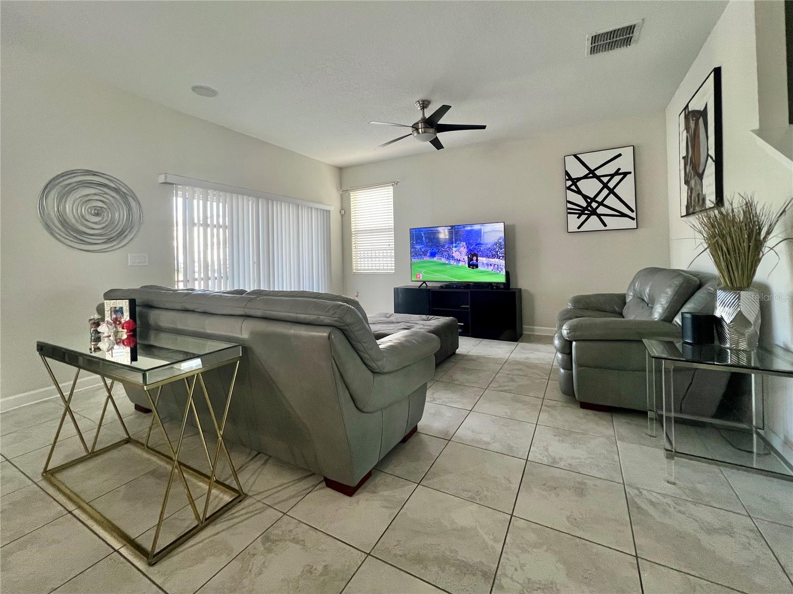 Image 8 of 15 For 11925 Fiction Avenue