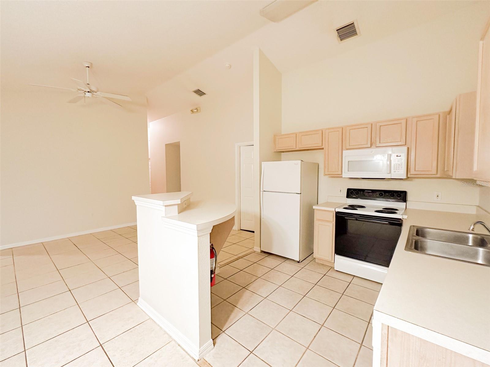 Image 7 of 32 For 2420 Saint Augustine Boulevard