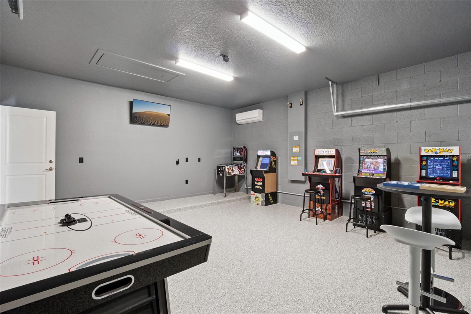 Image 25 of 61 For 4521 Monado Drive