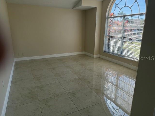 Image 11 of 18 For 2419 Rolling Broak Drive