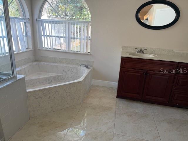 Image 5 of 18 For 2419 Rolling Broak Drive