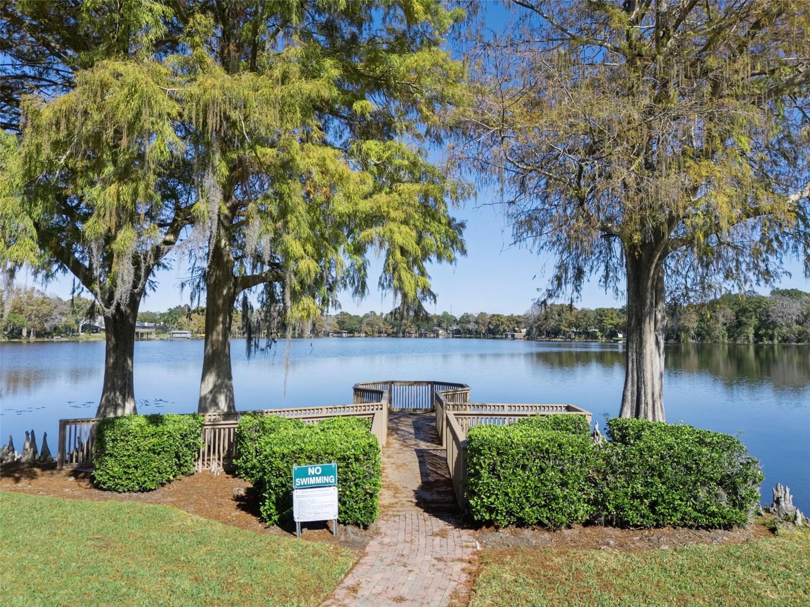 Image 36 of 45 For 1573 Lawndale Circle