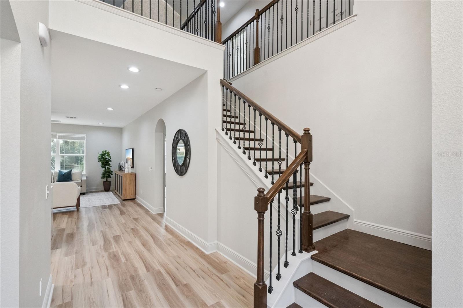 Image 16 of 73 For 6146 Golden Dewdrop Trail