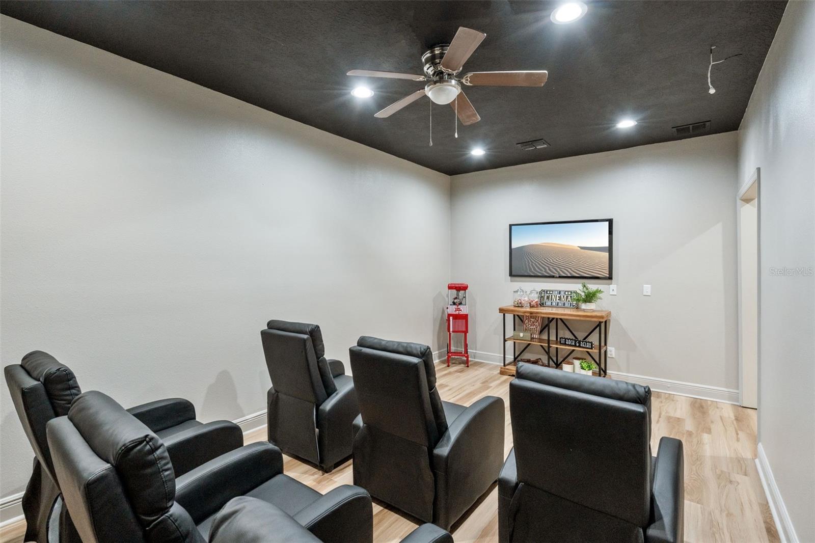 Image 47 of 73 For 6146 Golden Dewdrop Trail