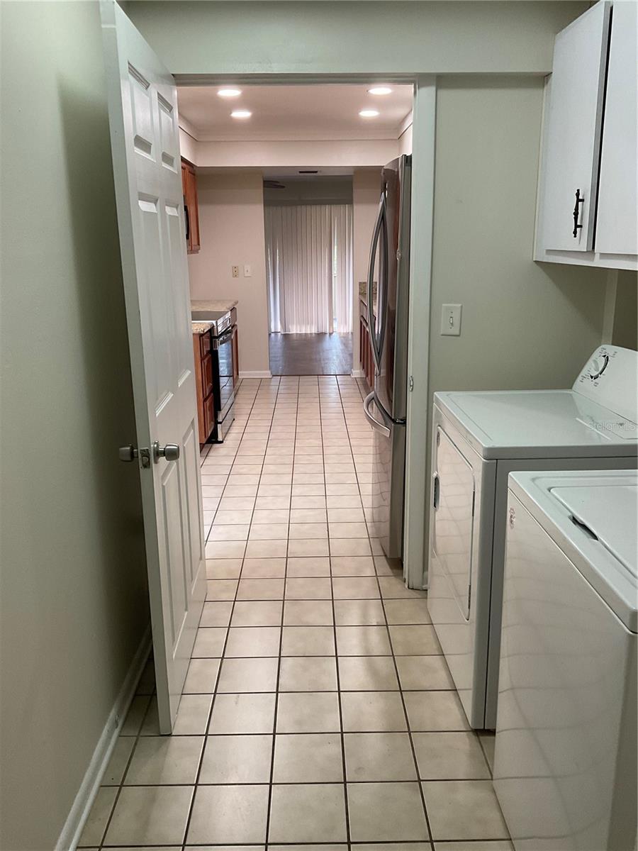 Image 18 of 33 For 2500 21st Street Nw 58