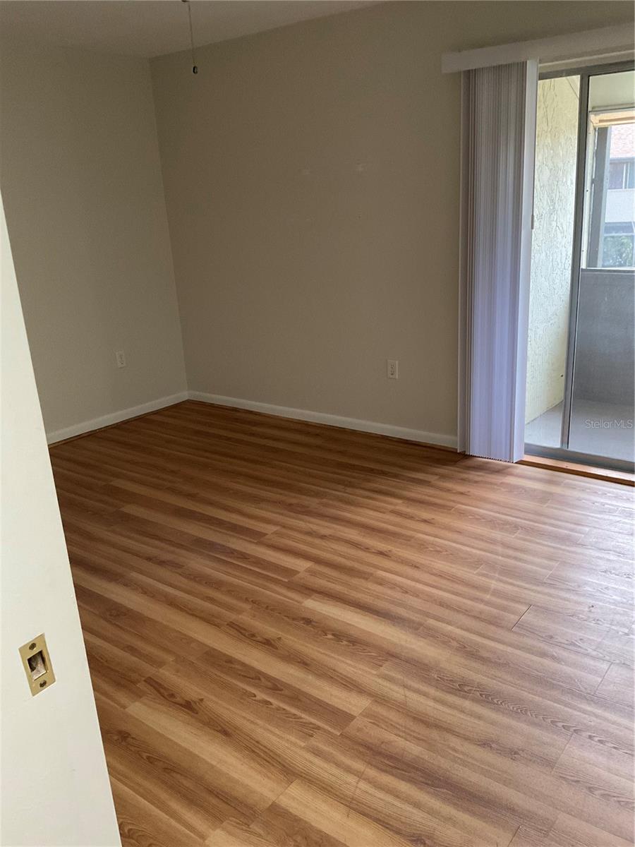 Image 29 of 33 For 2500 21st Street Nw 58