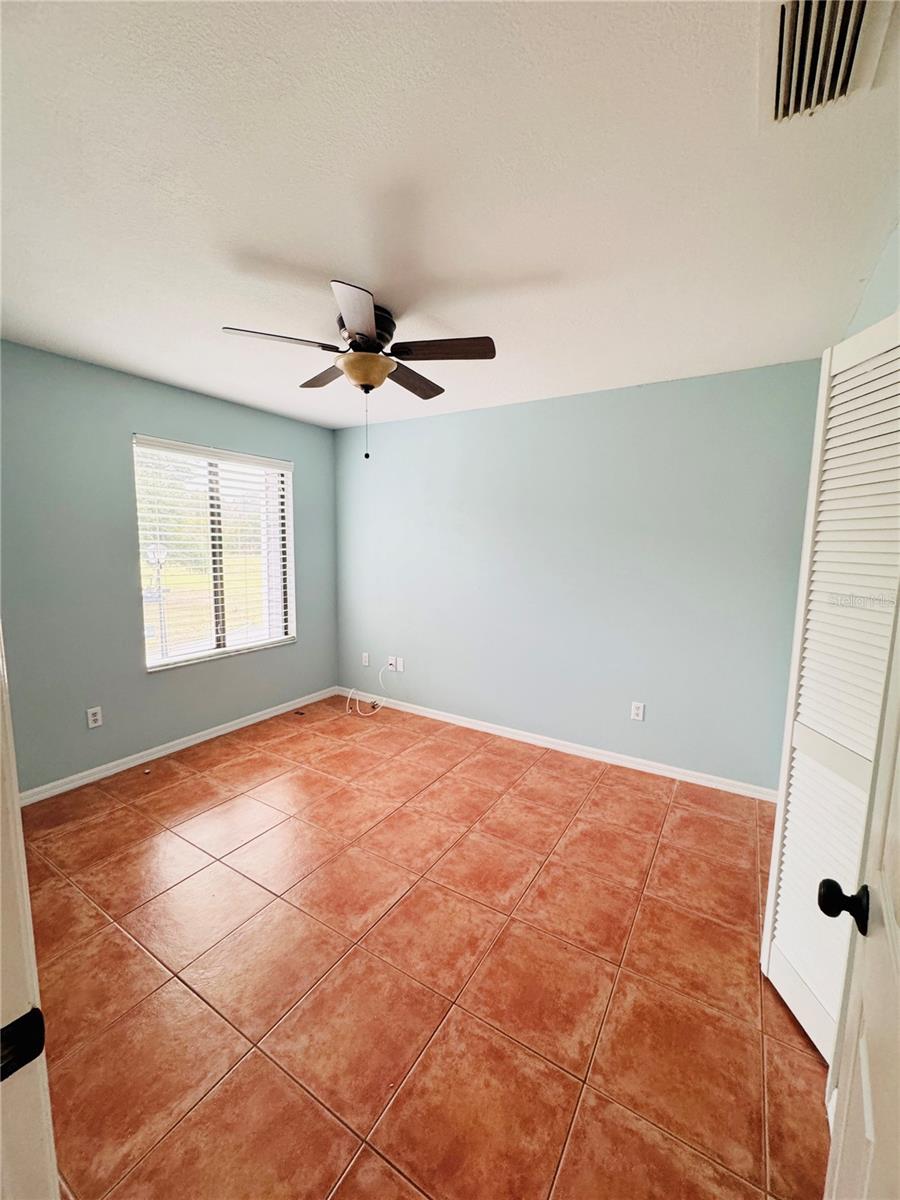 Image 14 of 26 For 9517 Darien Avenue 9517