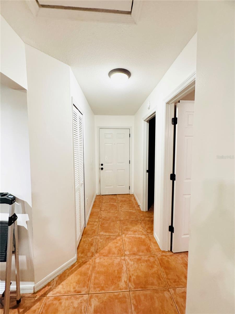 Image 2 of 26 For 9517 Darien Avenue 9517