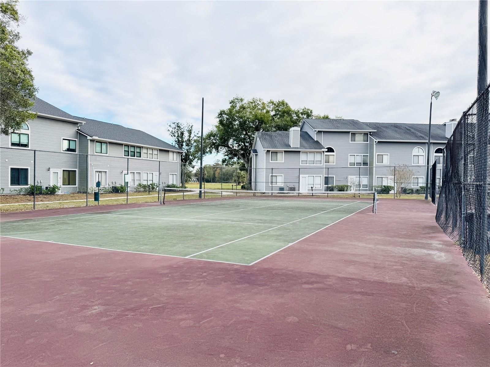 Image 22 of 26 For 9517 Darien Avenue 9517