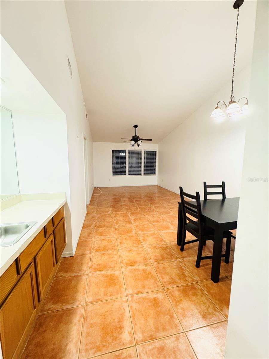 Image 5 of 26 For 9517 Darien Avenue 9517