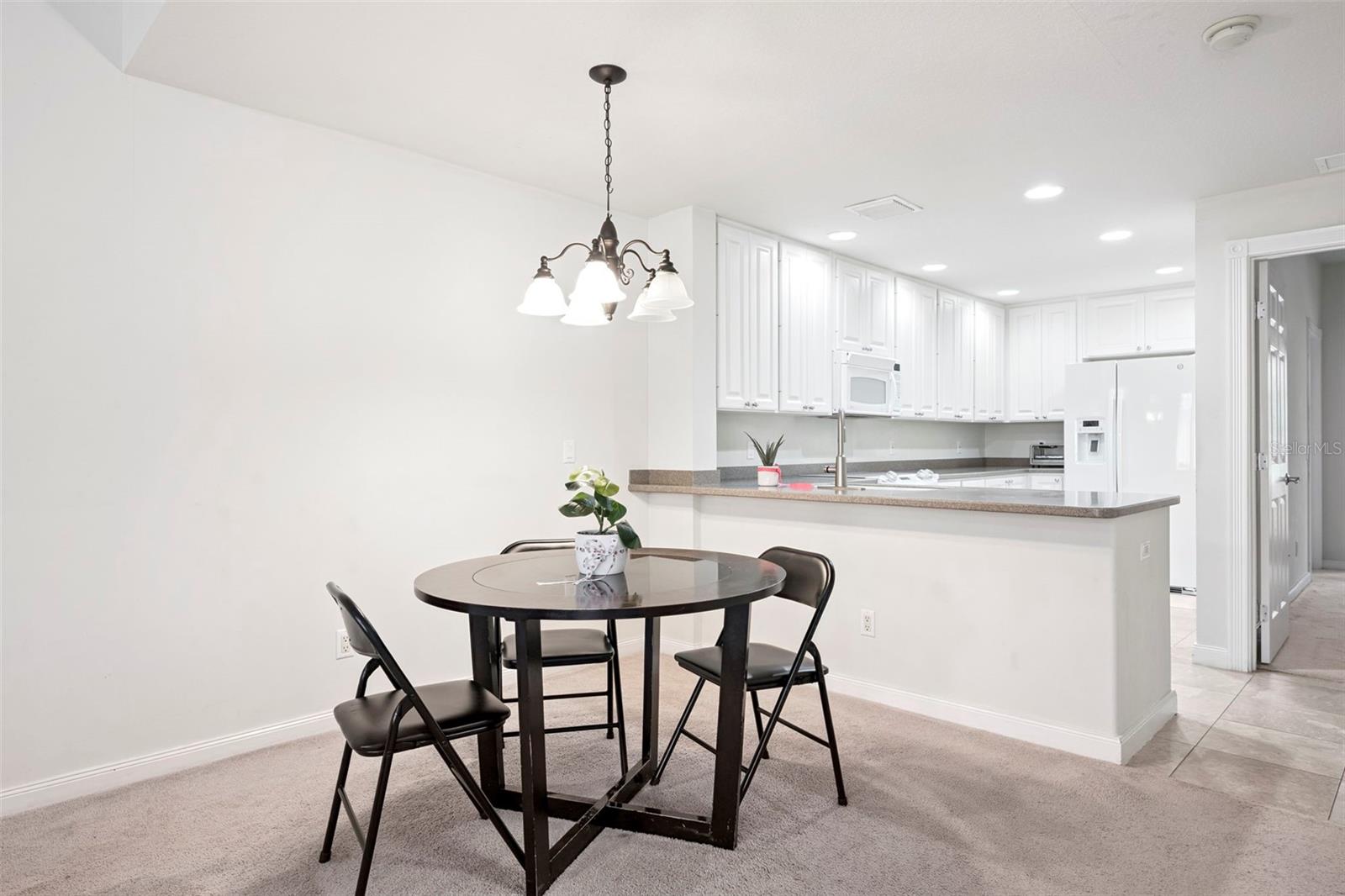 Image 16 of 35 For 11827 James Bay Drive