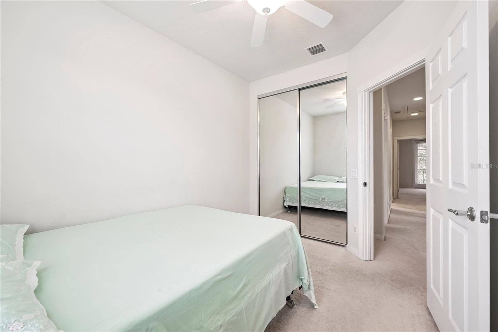 Image 21 of 35 For 11827 James Bay Drive