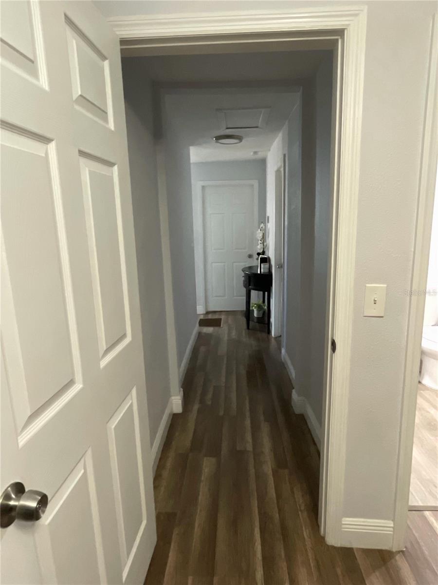 Image 4 of 8 For 2014 Hickory Street