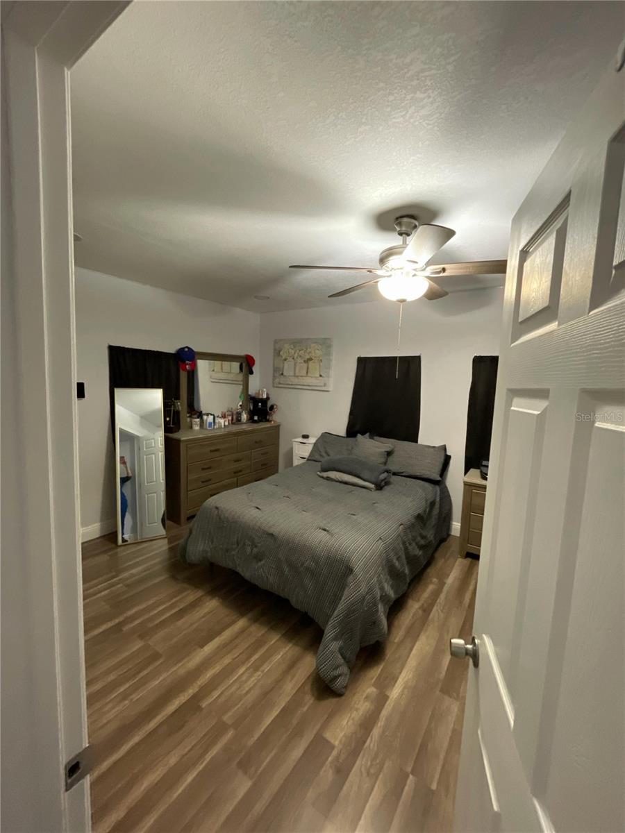 Image 6 of 8 For 2014 Hickory Street