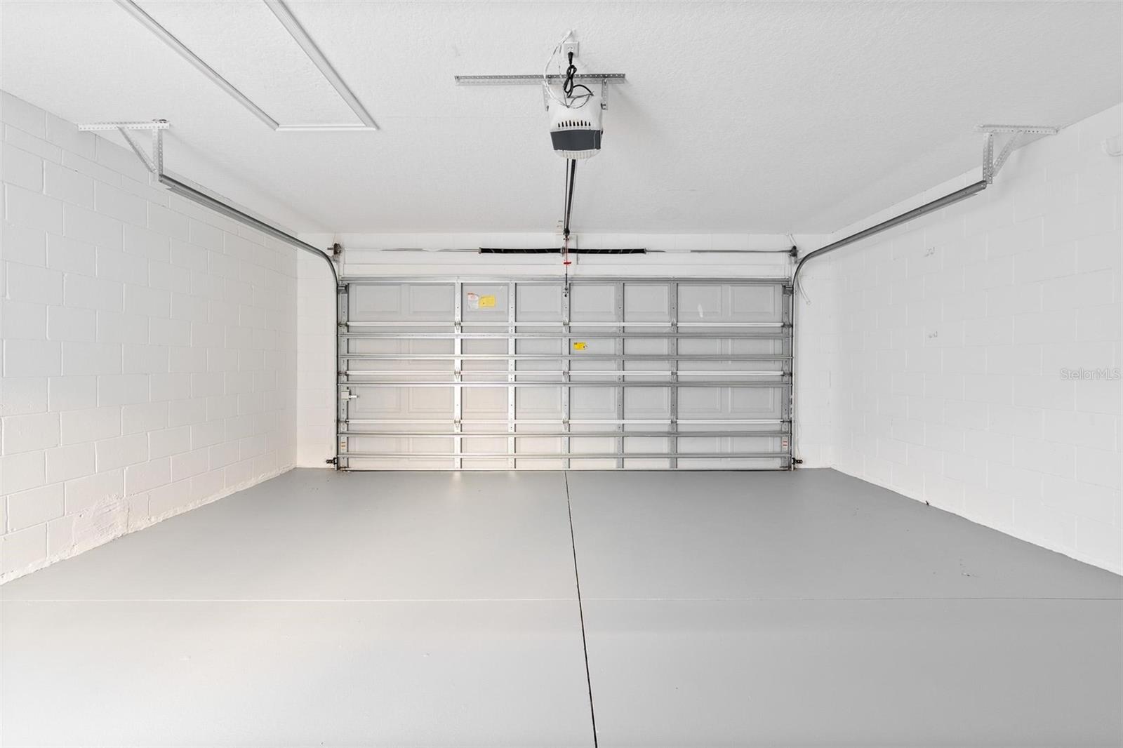 Image 25 of 36 For 7418 Bentonshire Avenue