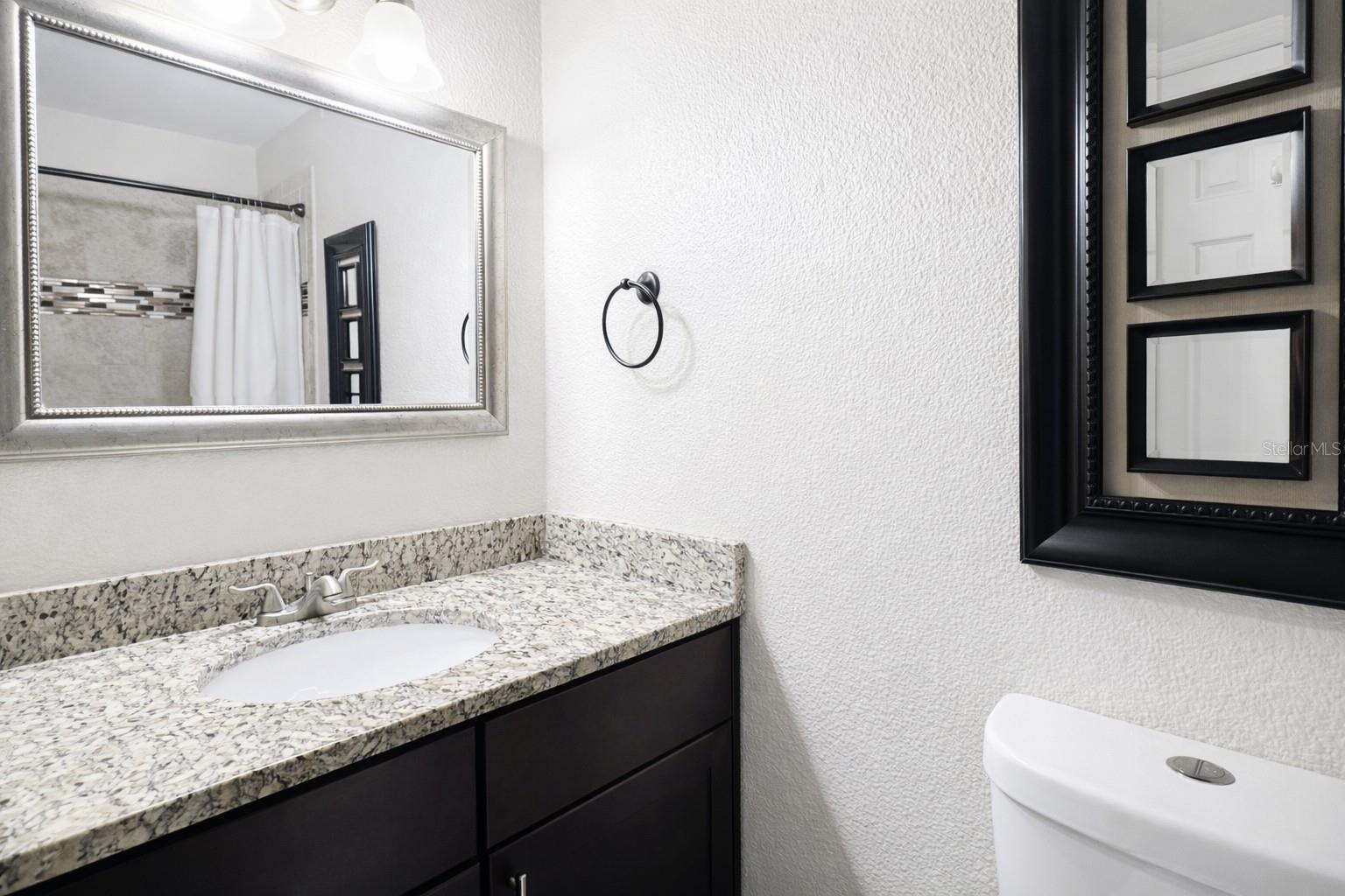 Image 20 of 23 For 2918 Antique Oaks Cir  Apt 31